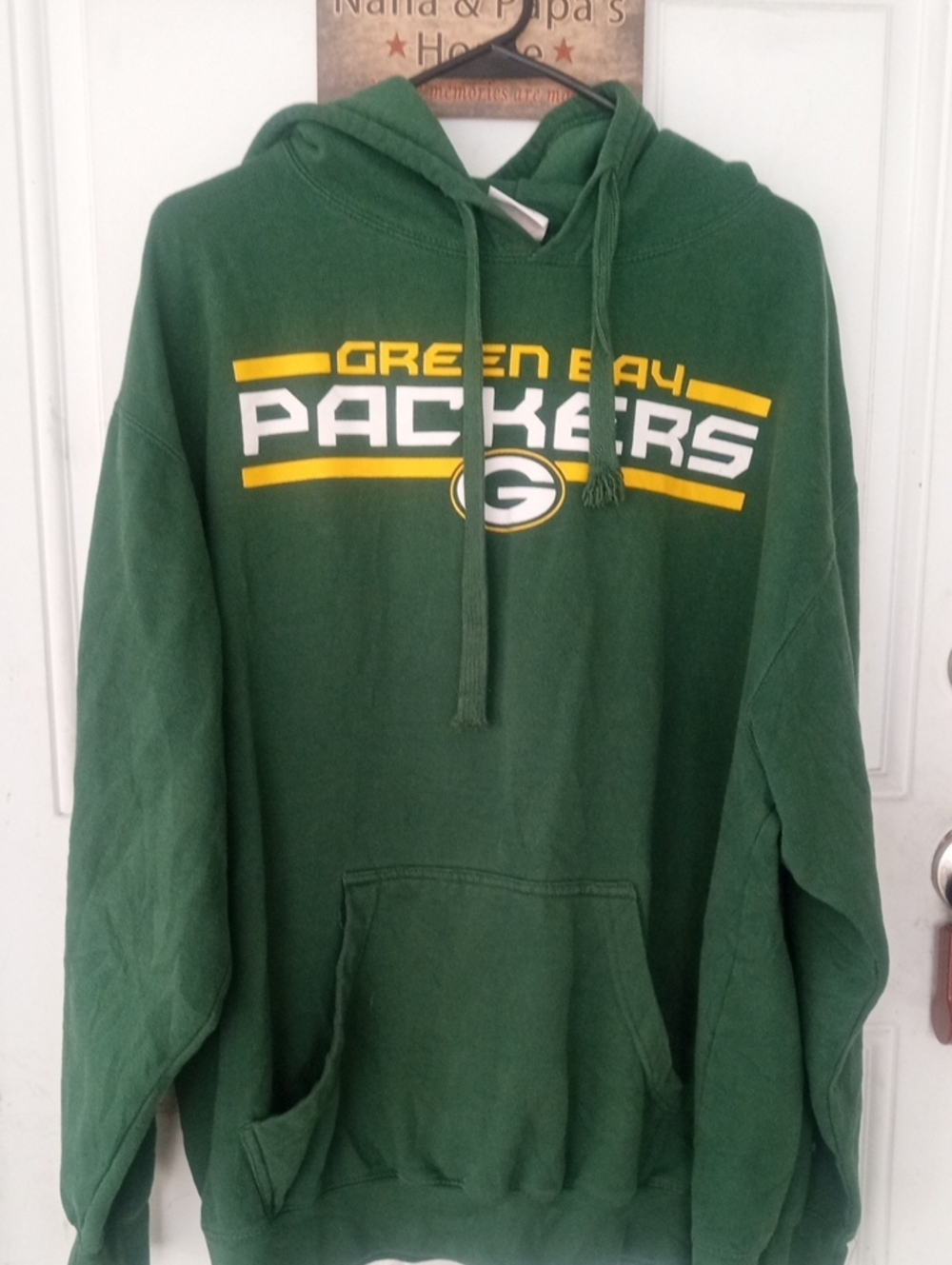 NFL Green Bay Packers Green Pullover Hoodie with Yellow and White Logo